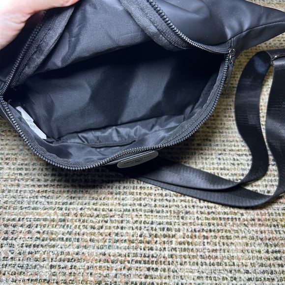 Destination Bum Bag - Picture 3 of 4